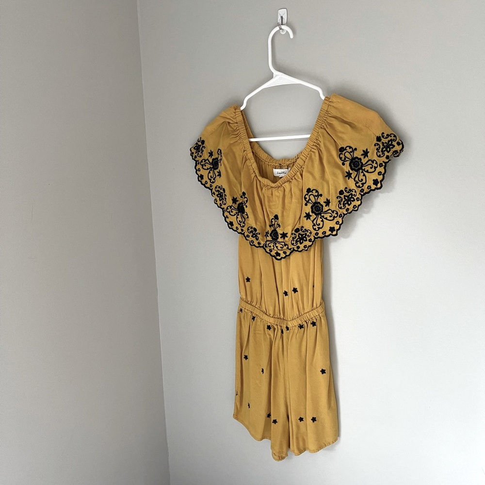 Perfect Romper for Brunch! Size: Sm
